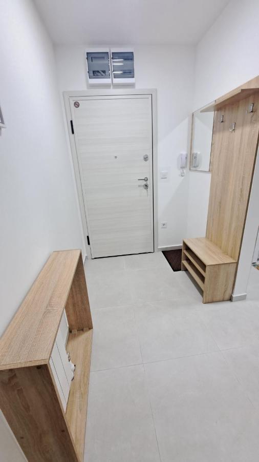 סקופיה J&J Apartment מראה חיצוני תמונה